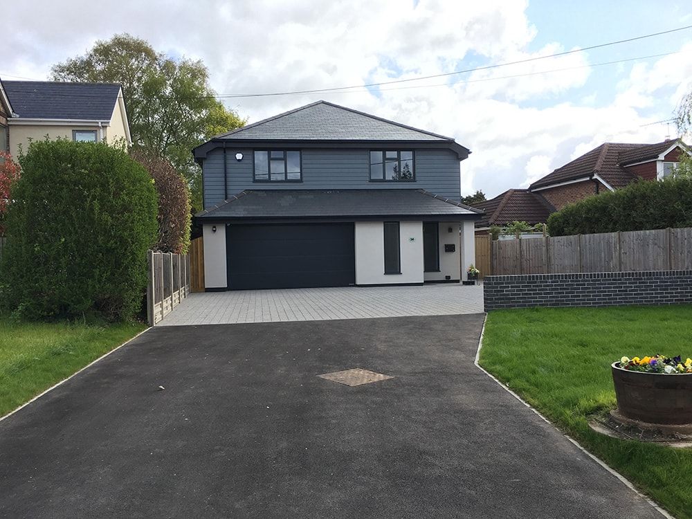 Skilled builders in Southampton providing high-quality construction and refurbishment services
